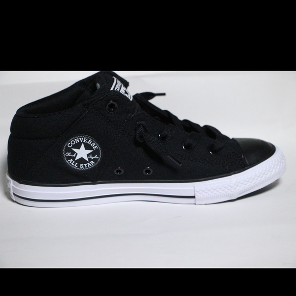 black converse mid